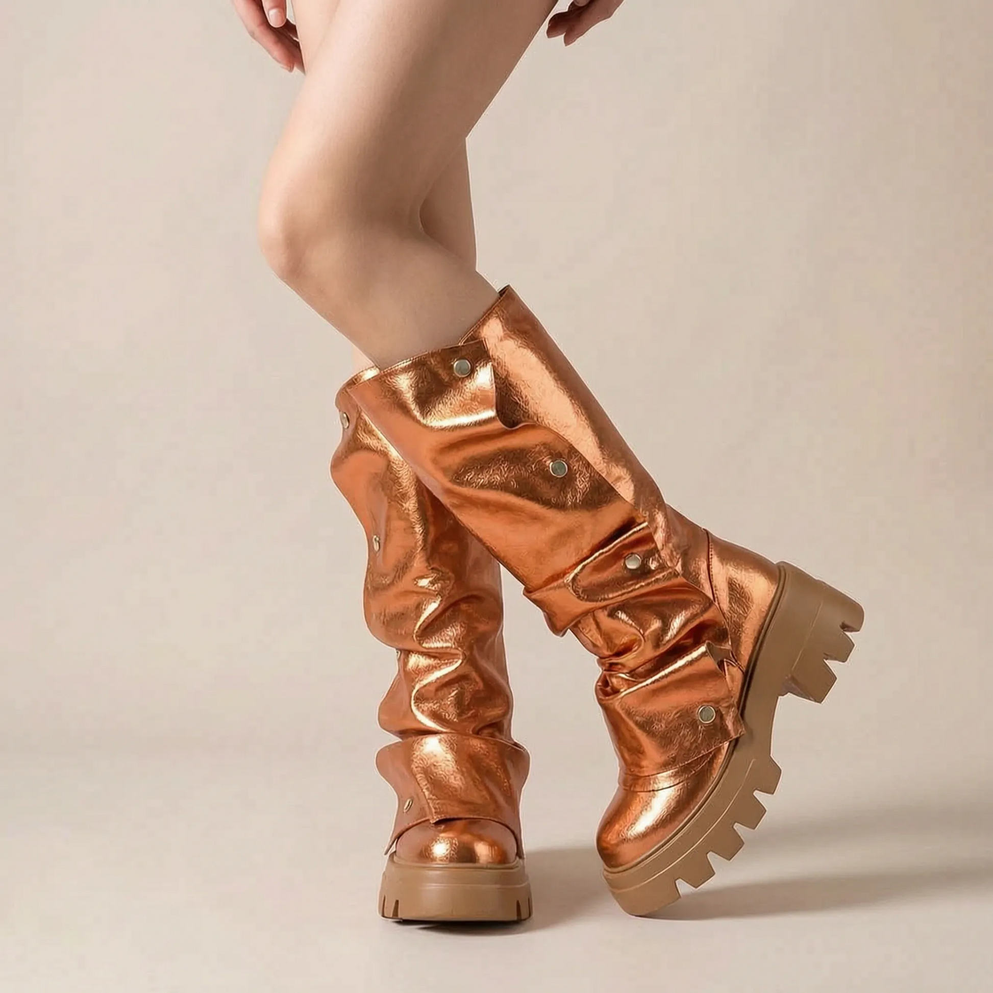 Stompia | Geraffte Hohe Damenstiefel Mit Plateausohle
