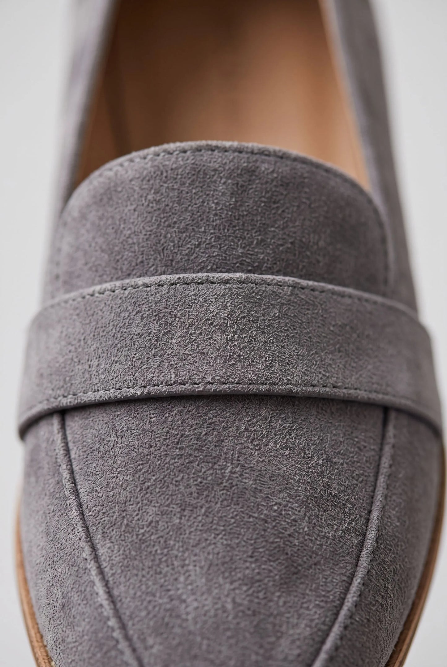 Stridea | Spitze Slip-On-Loafer