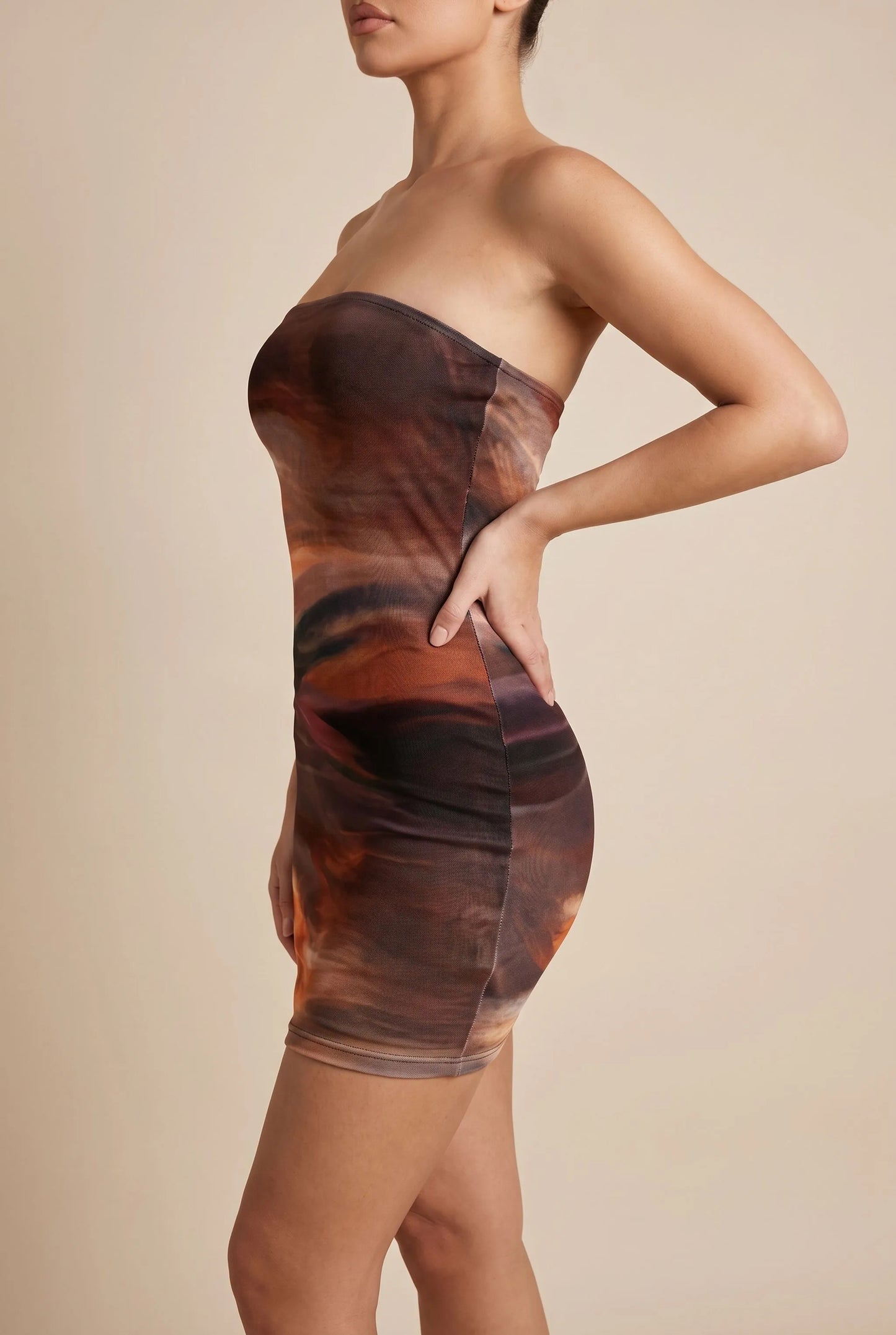 SummerNight | Trägerloses Kleid Mit Farbverlauf
