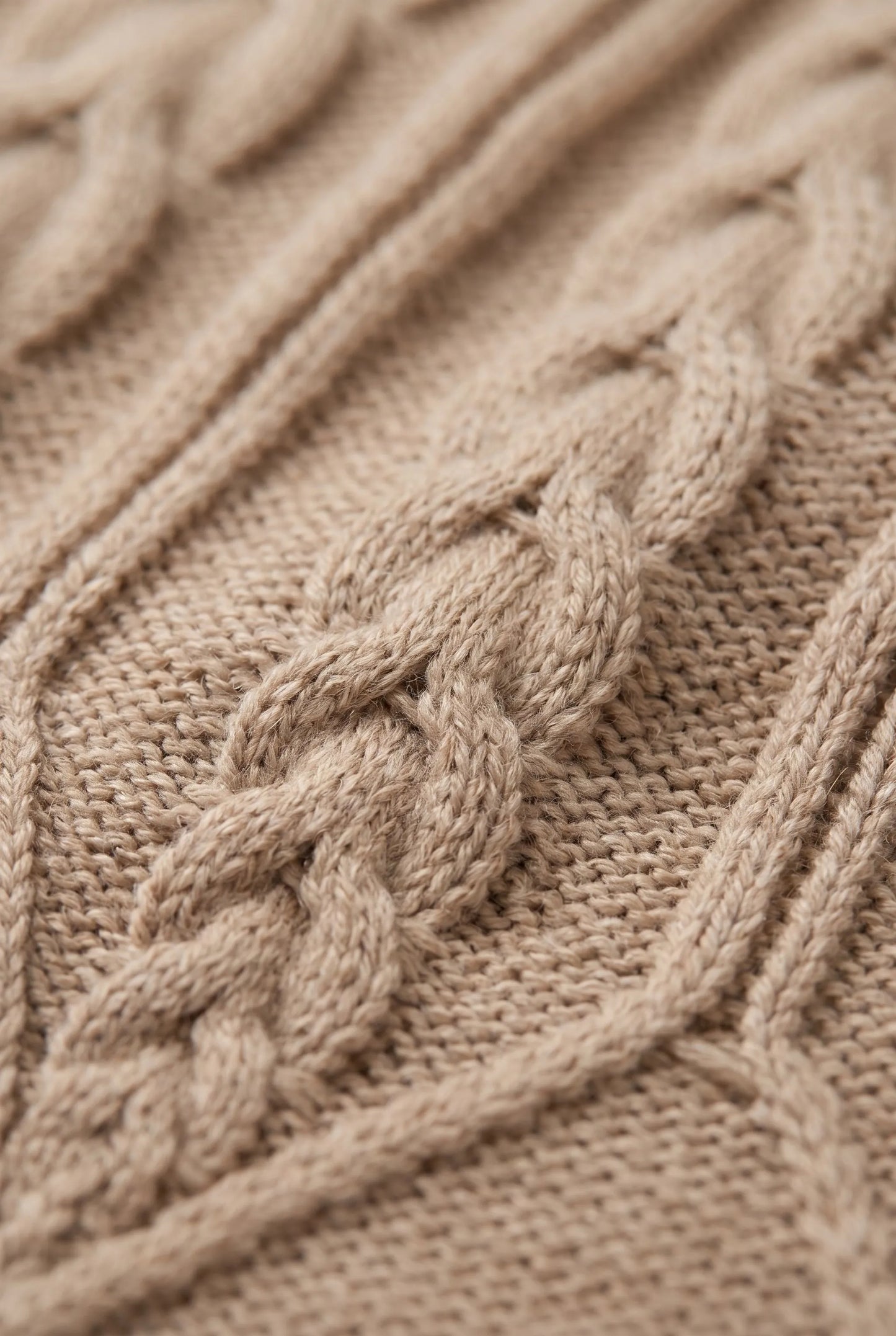 Sweaterly | Eleganter Damenpullover Mit Zopfmuster