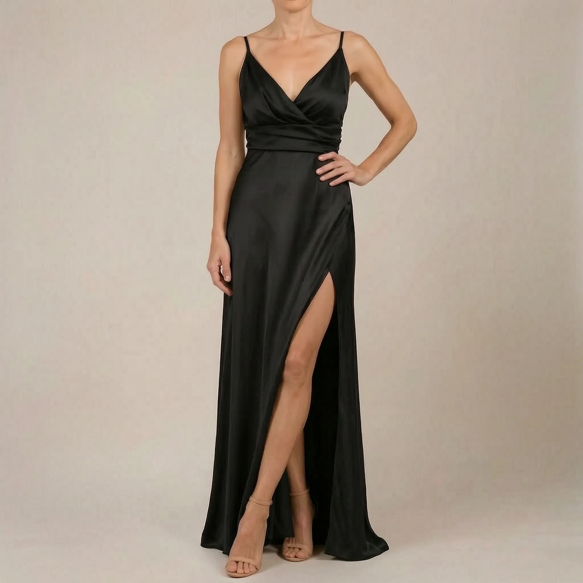 Sylvane | Langes Fließendes Abendkleid Mit Beinschlitz