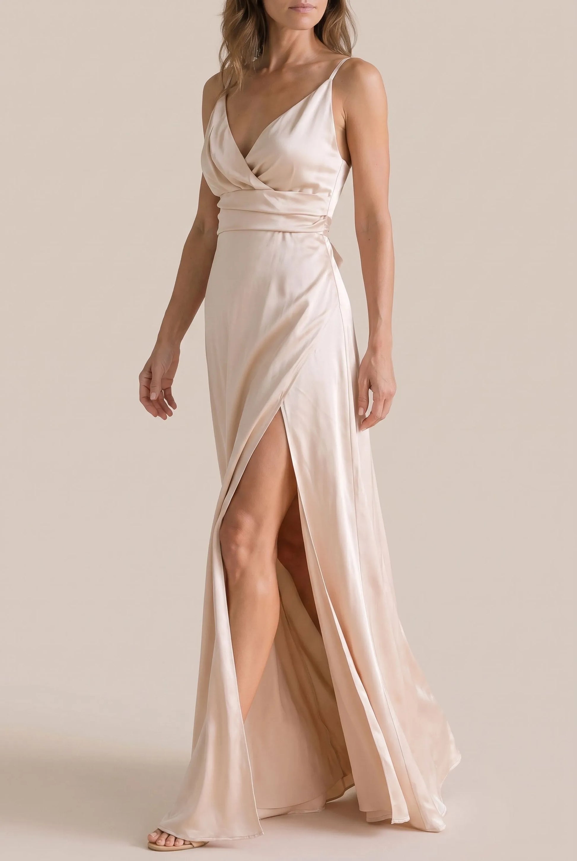 Sylvane | Langes Fließendes Abendkleid Mit Beinschlitz