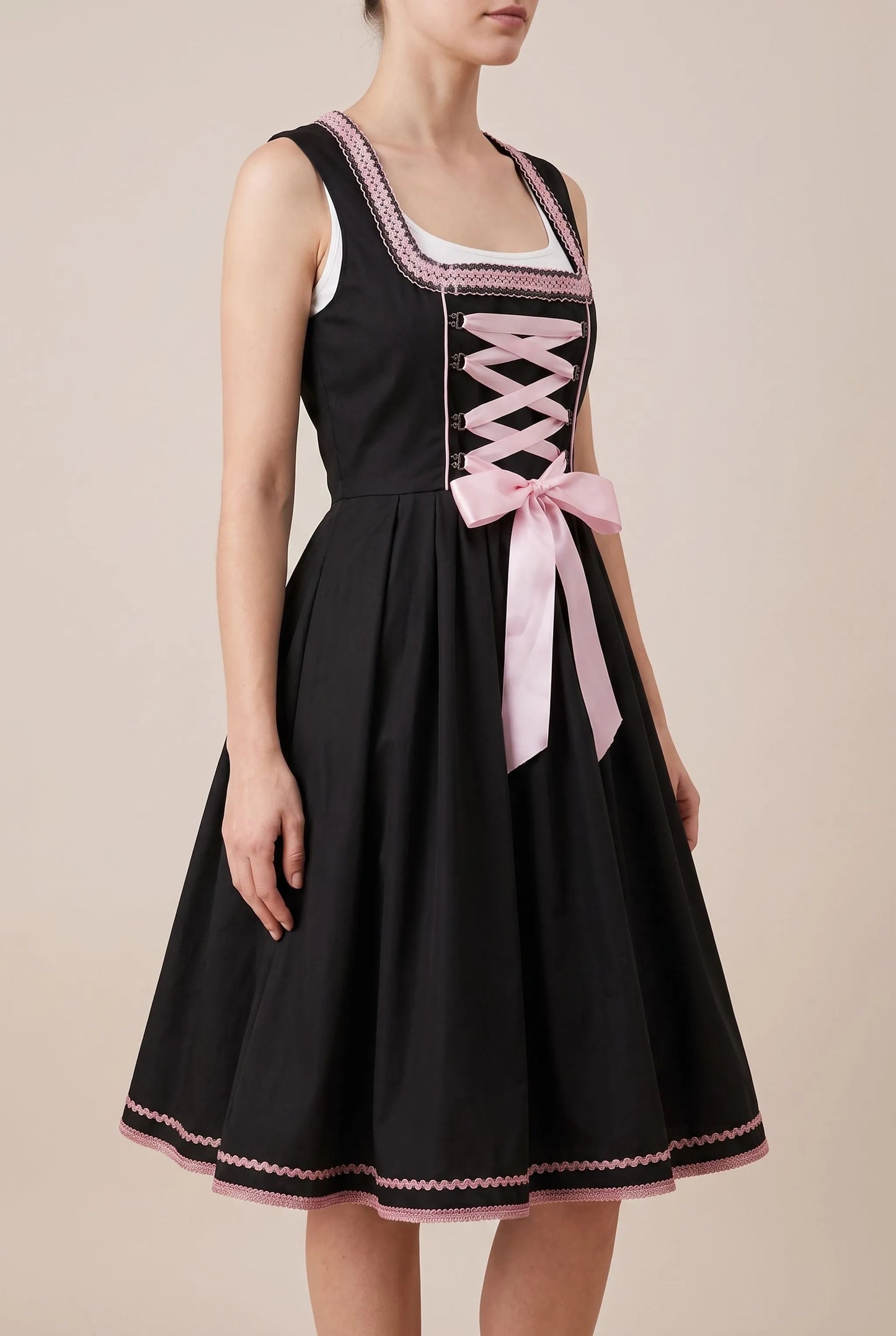 TavernBreeze | Elegantes Knielanges Dirndl Für Damen