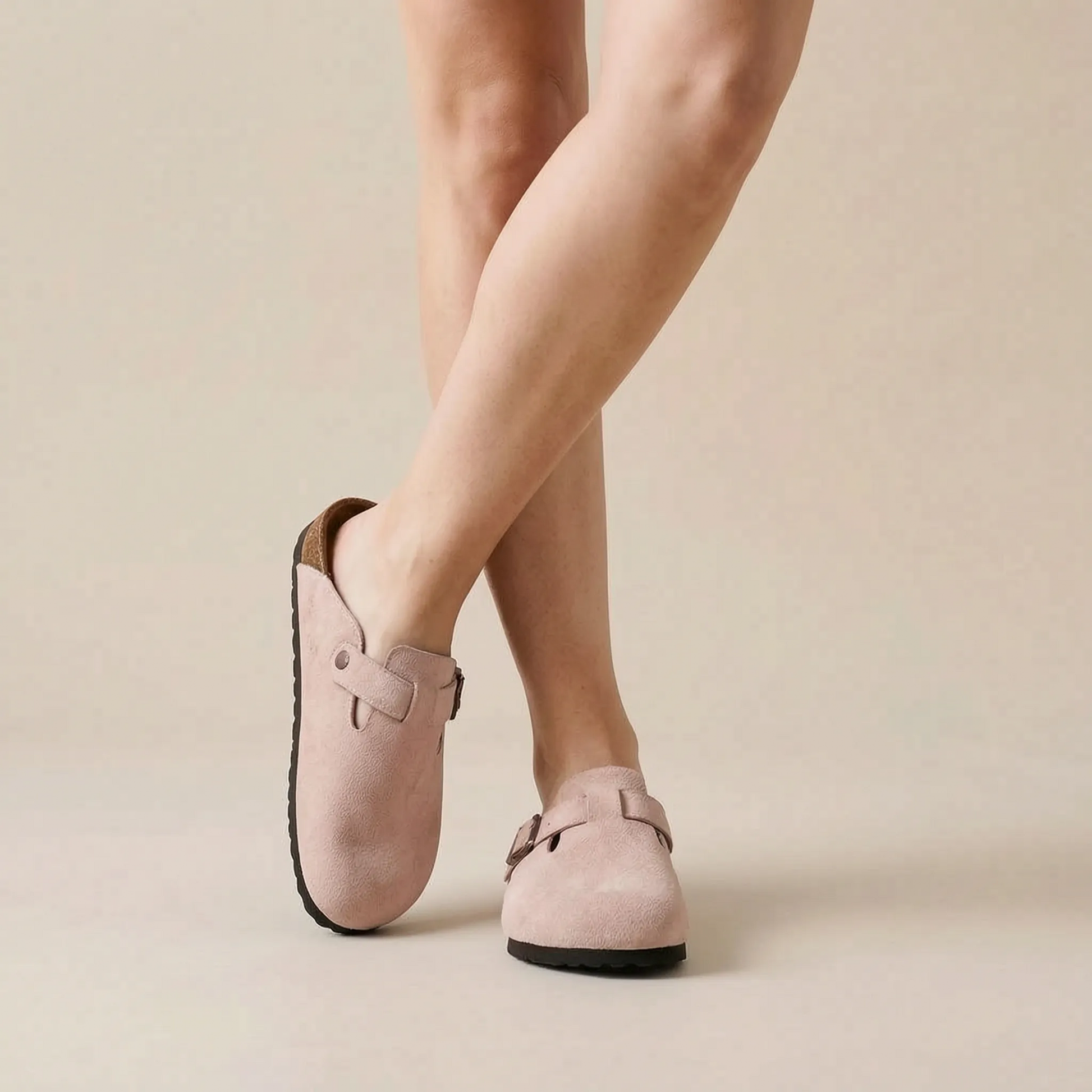 Treado | Geschlossene Clogs Mit Verstellbarer Riemenschnalle