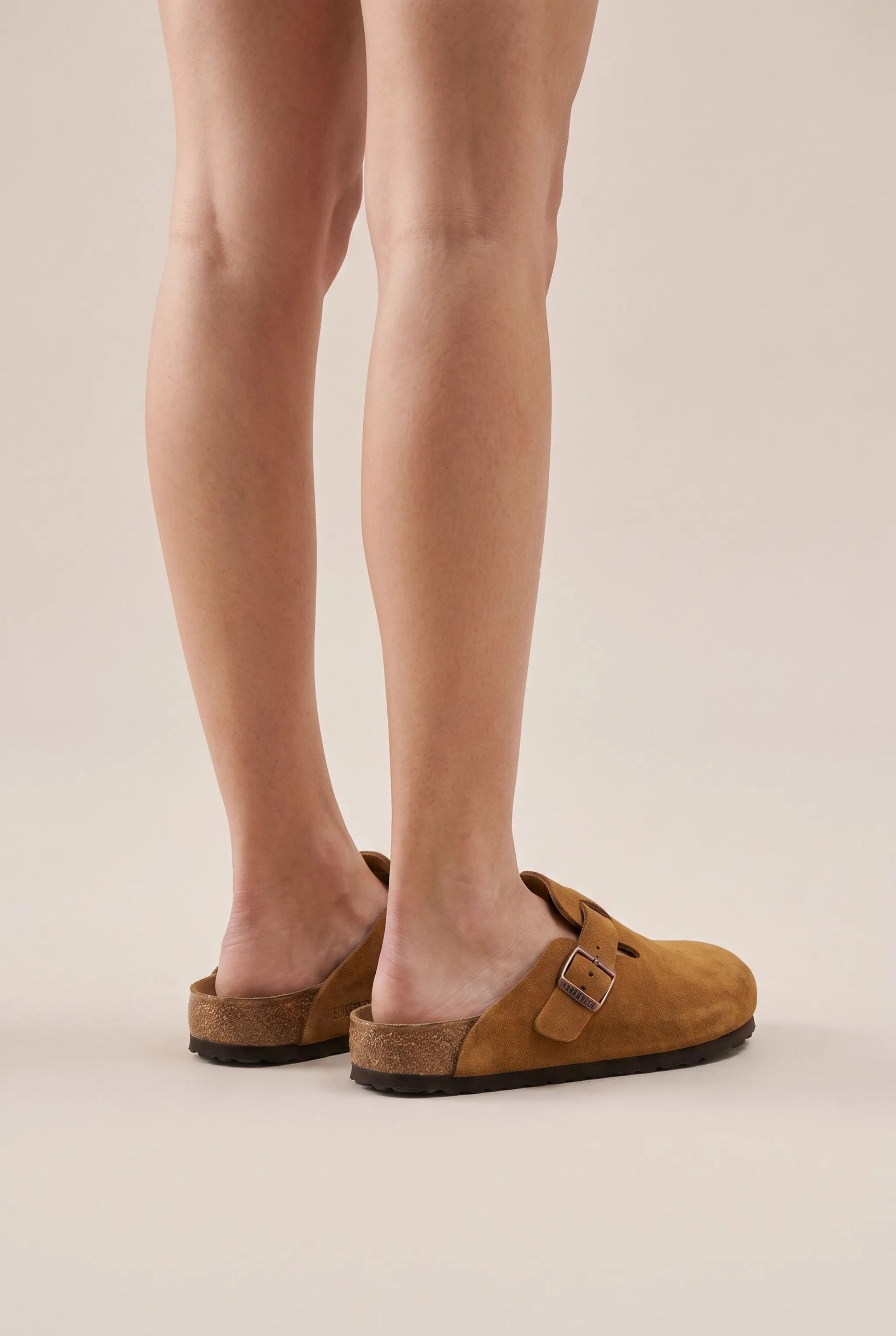 Treado | Geschlossene Clogs Mit Verstellbarer Riemenschnalle