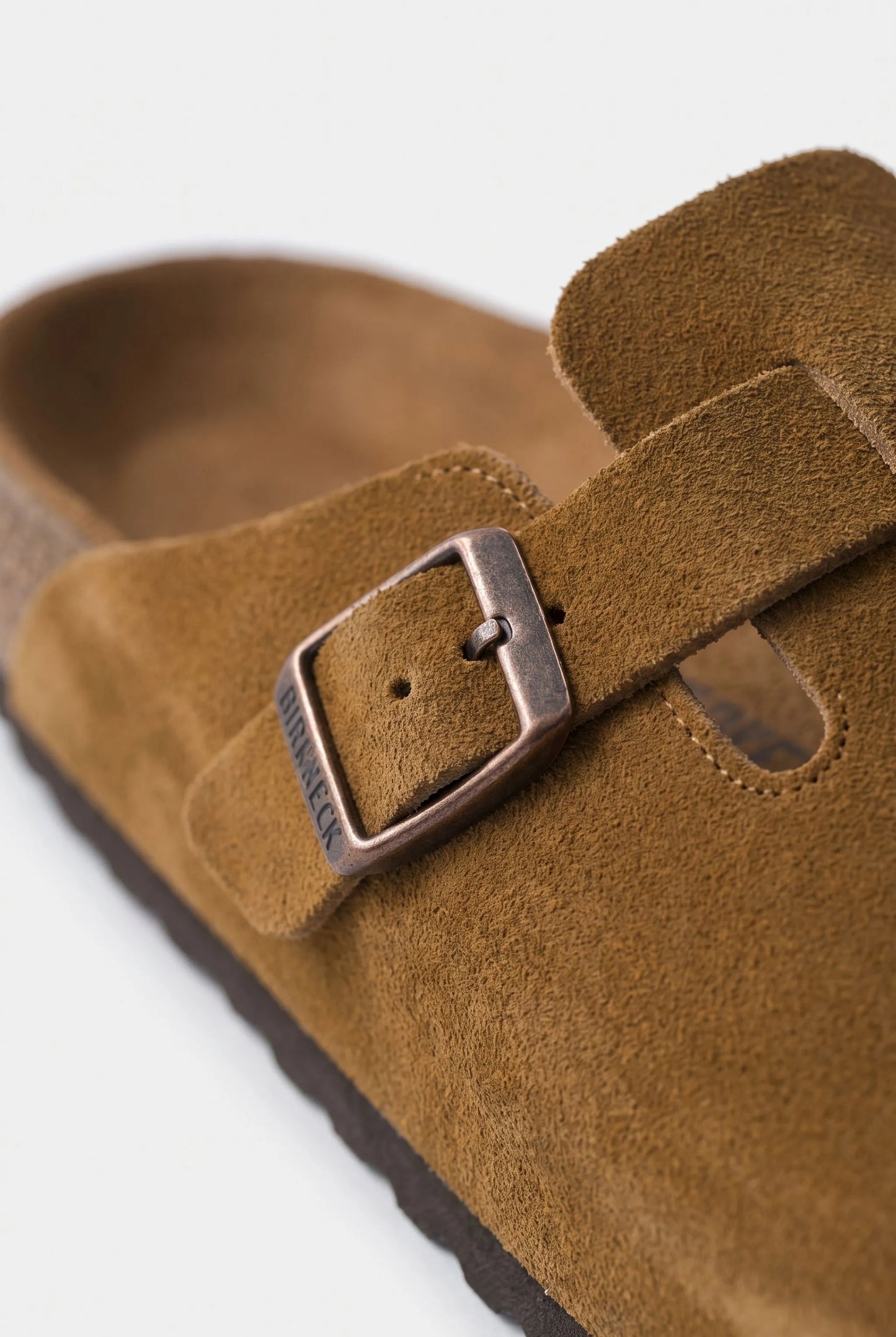 Treado | Geschlossene Clogs Mit Verstellbarer Riemenschnalle
