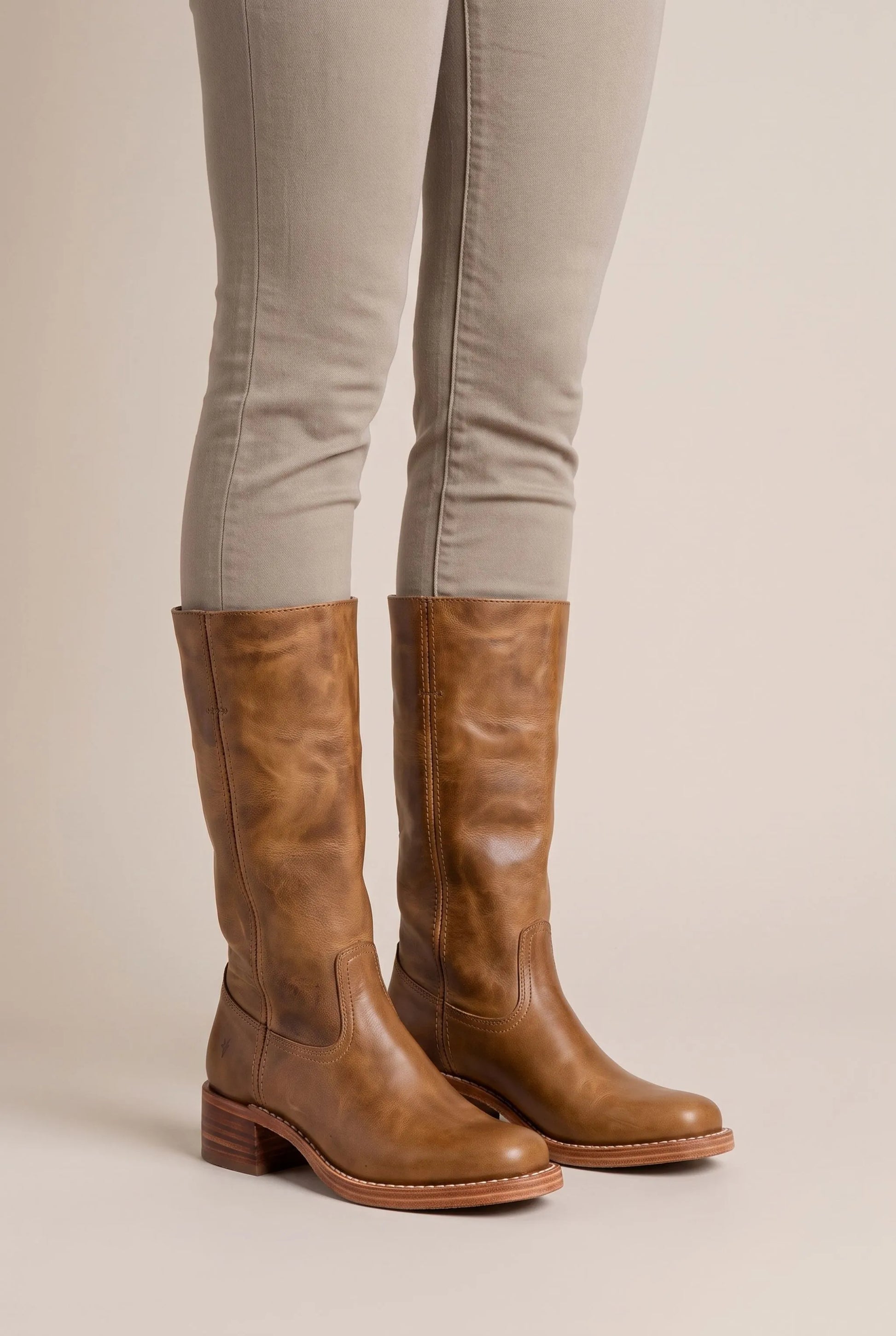 Tredova | Klassische Wadenhohe Damenstiefel