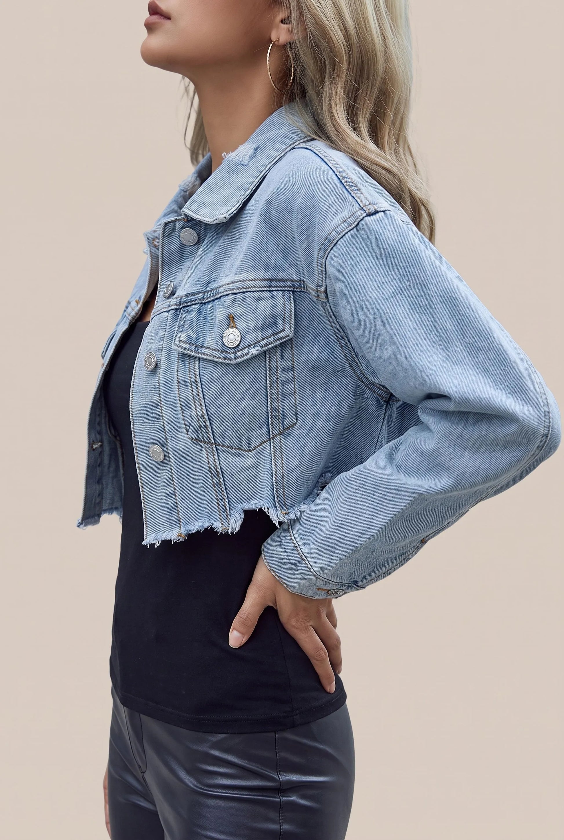 UrbanEdge | Kurze Jacke Mit Offenen Kanten