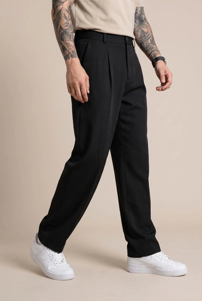 UrbanoPant | Moderne Weite Stoffhose
