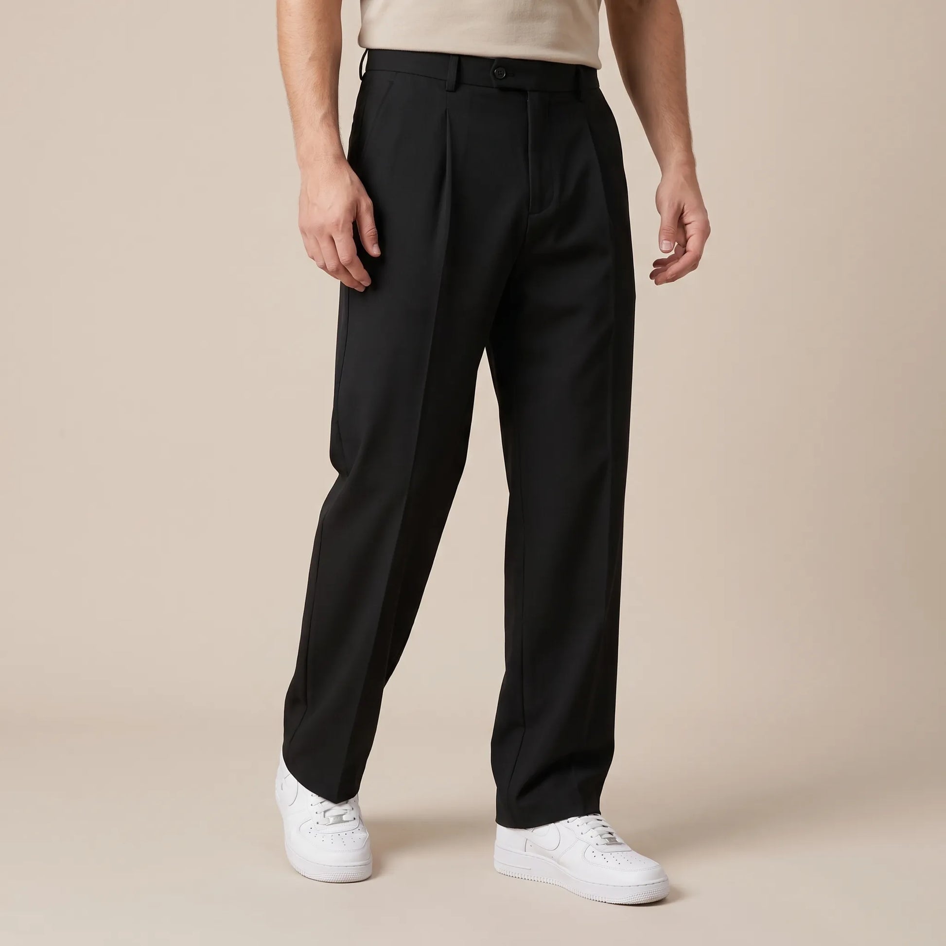 UrbanoPant | Moderne Weite Stoffhose