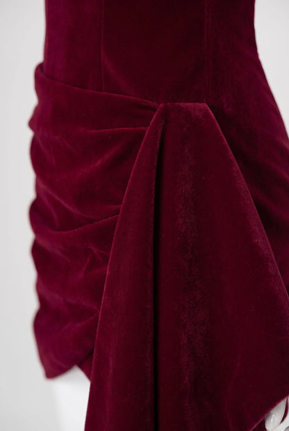 Valuria | Trägerloses Asymmetrisches Minikleid