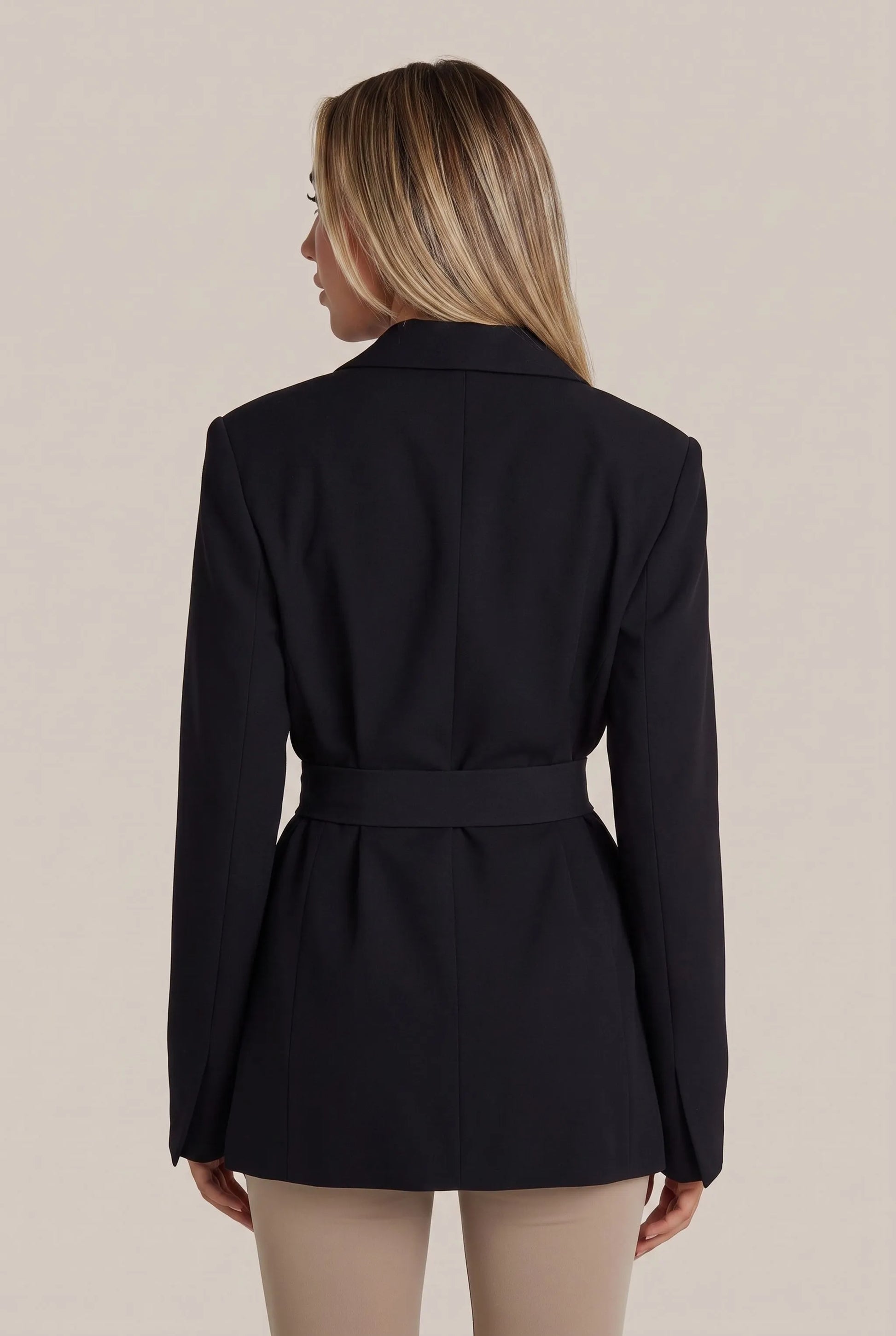 VelaTalia | Sportlich Eleganter Damenblazer Mit Bindegürtel