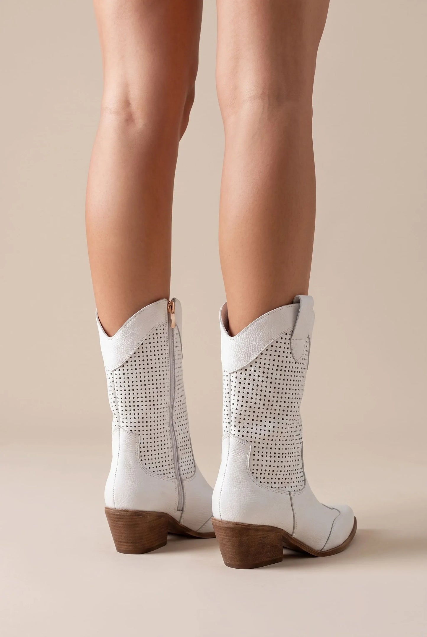 Ventora | Weiße Perforierte Cowboystiefel
