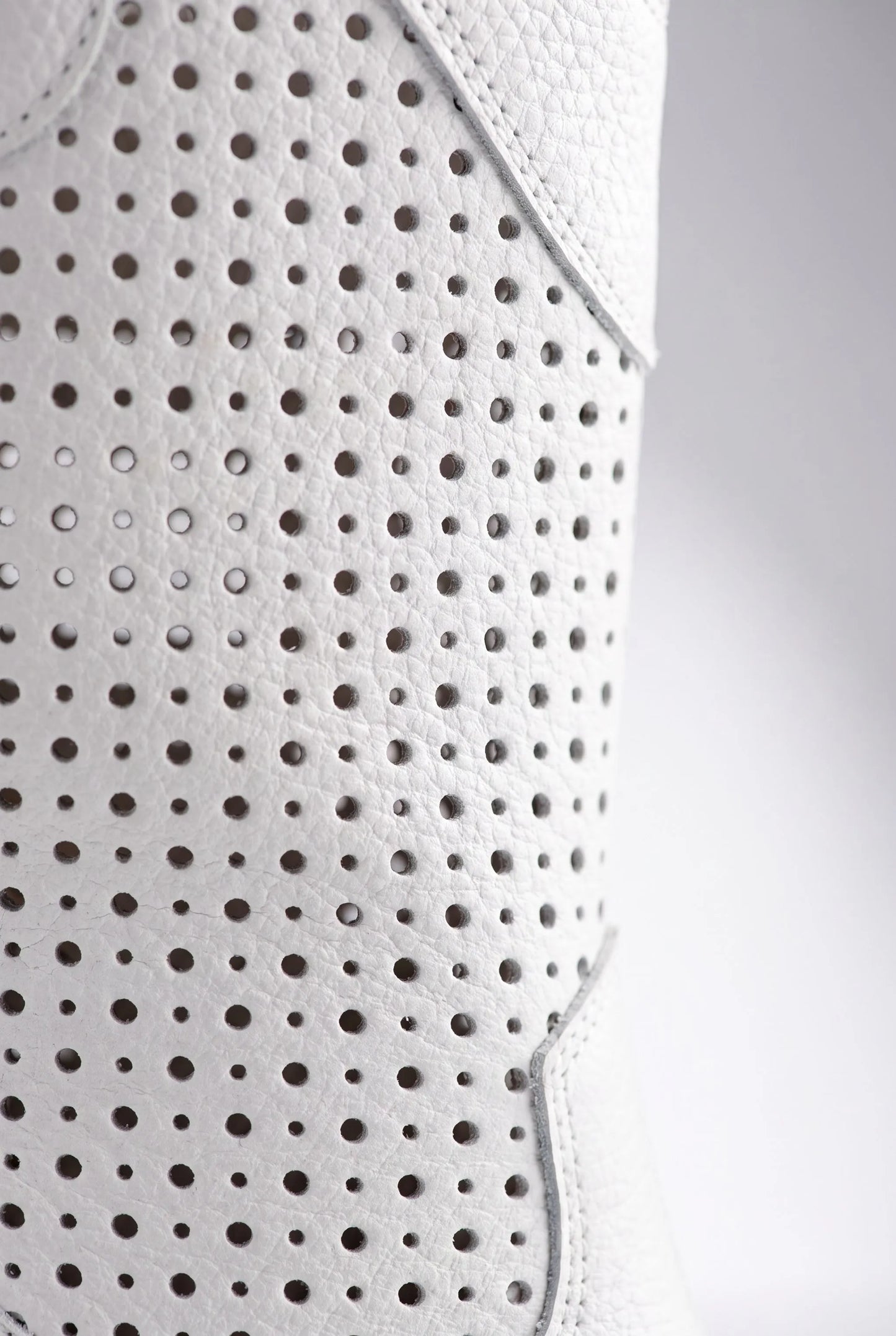 Ventora | Weiße Perforierte Cowboystiefel