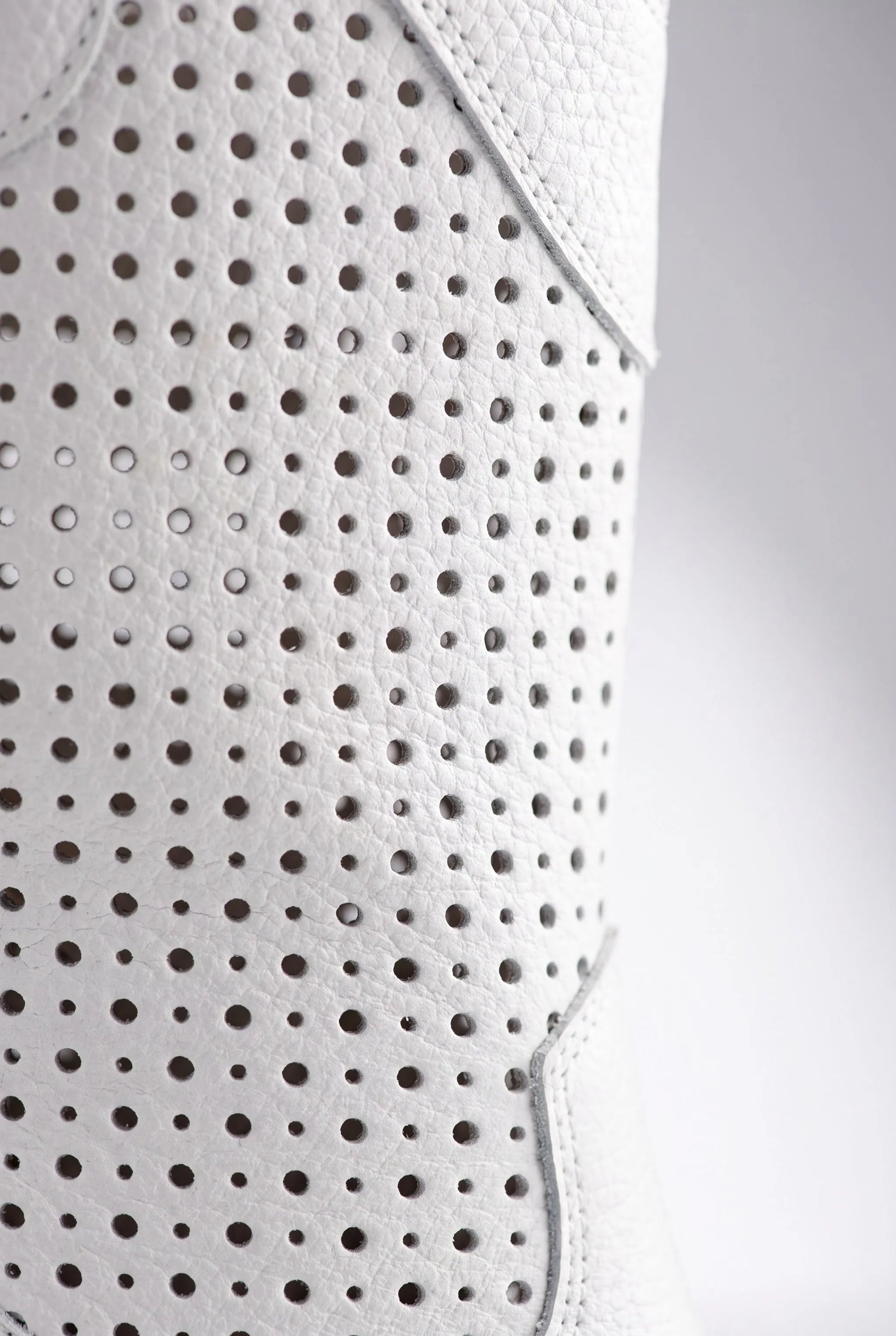 Ventora | Weiße Perforierte Cowboystiefel