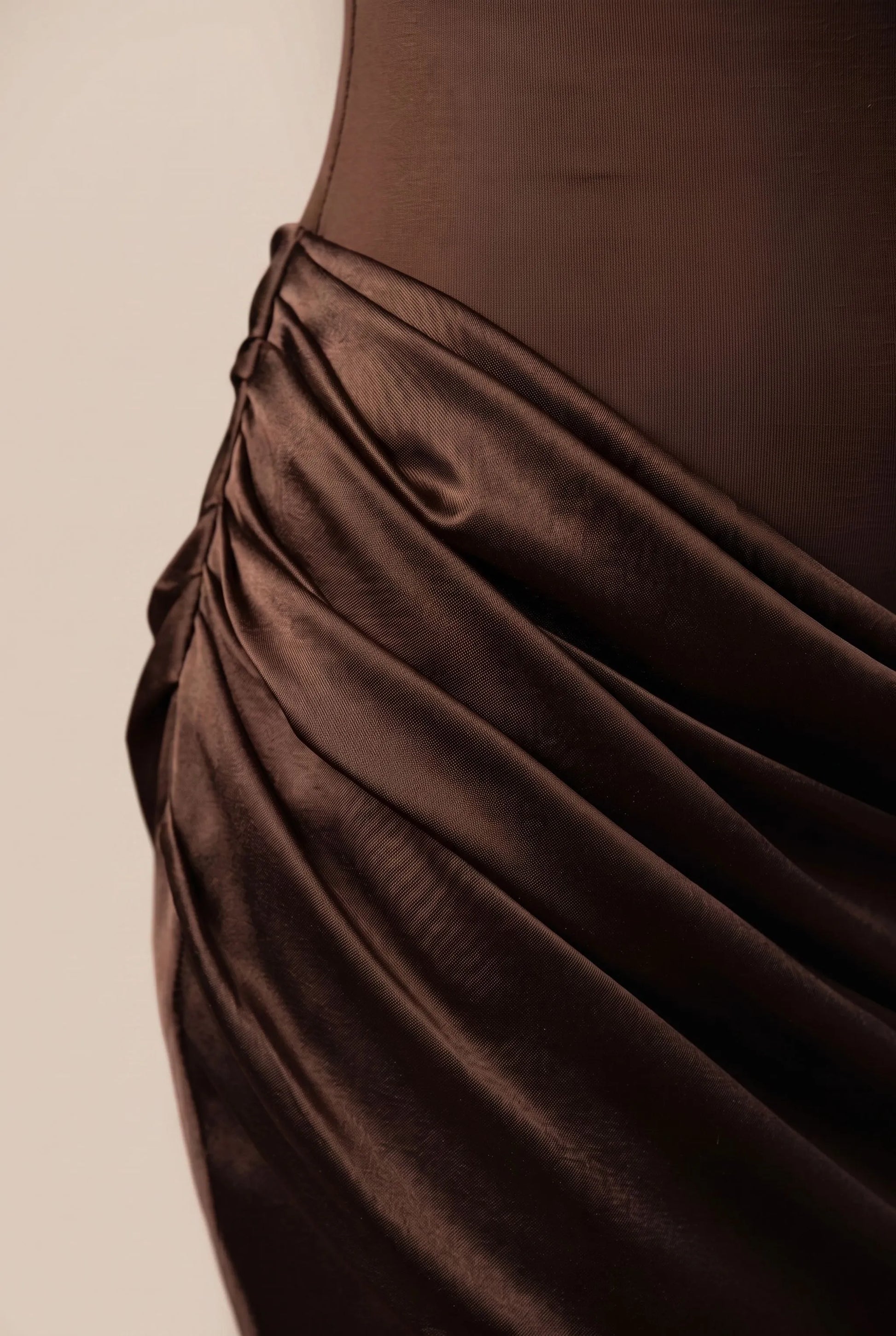 Vesperina | Asymmetrisches Abendkleid