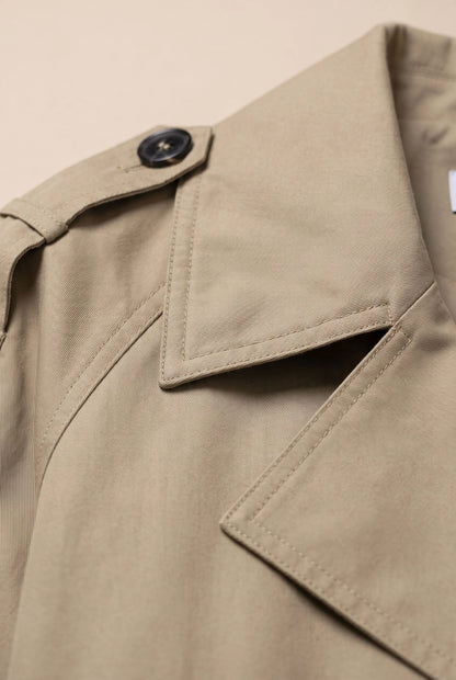 VintaCoat | Kurzer Doppelreihiger Trenchcoat