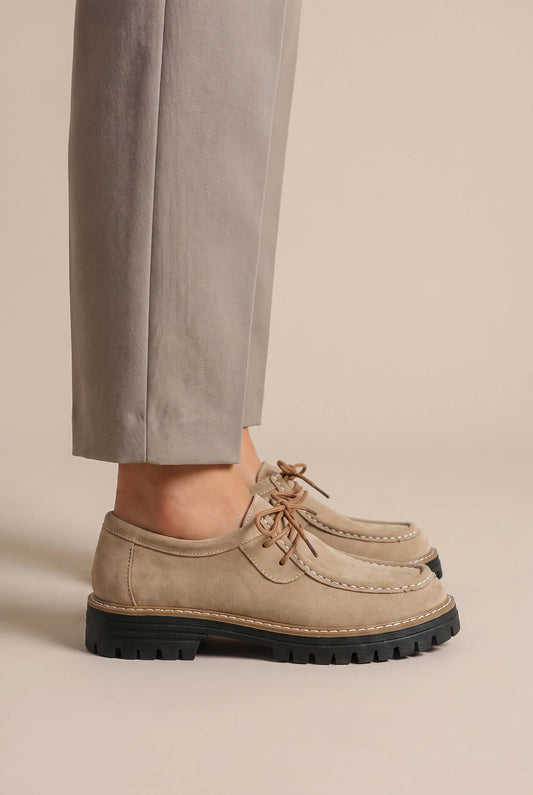 Walkora | Flache Schnürschuhe Für Damen Mit Profilsohle