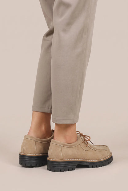 Walkora | Flache Schnürschuhe Für Damen Mit Profilsohle