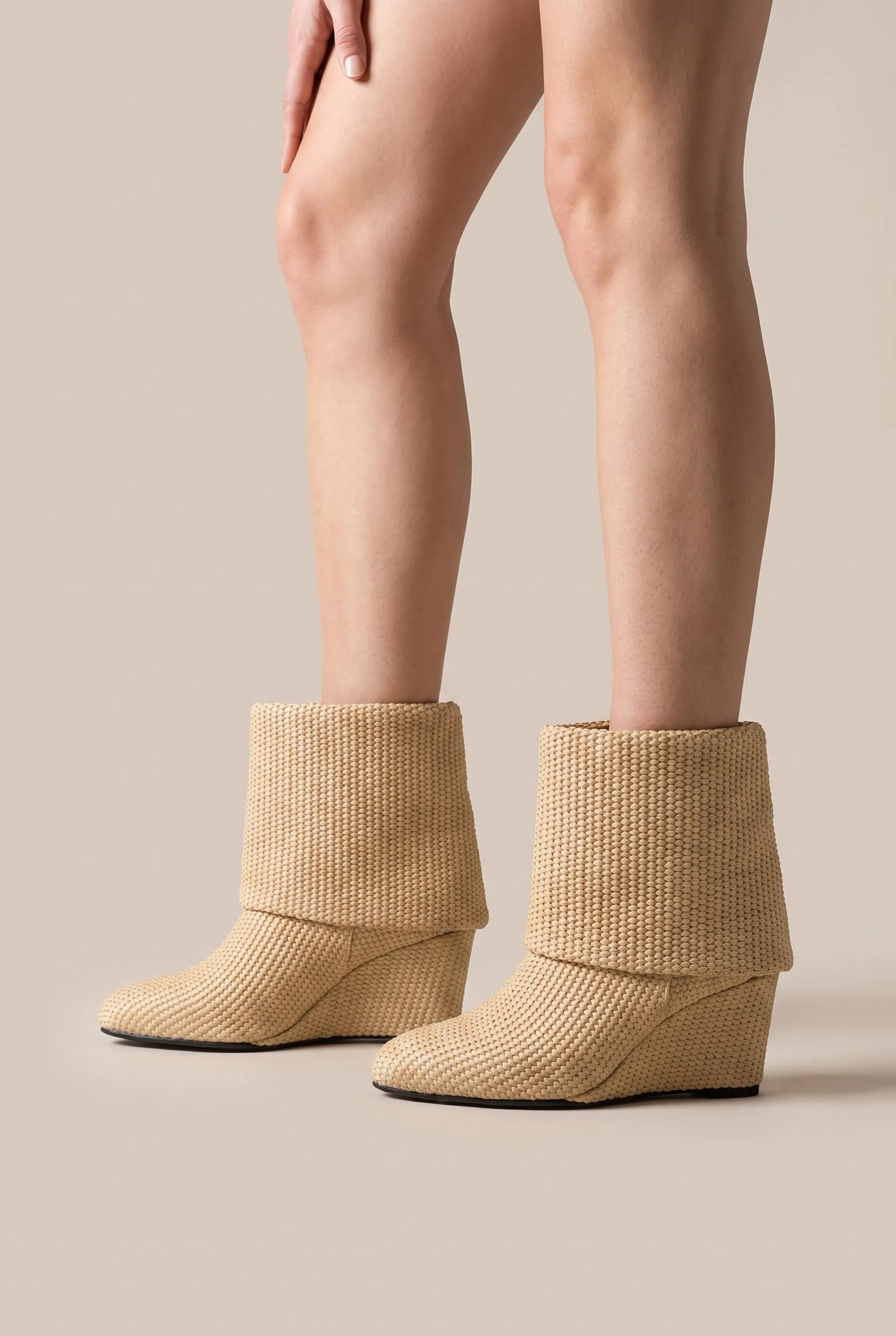 Weavera | Gewebte Absatz-Stiefeletten Mit Umgeschlagenem Schaft