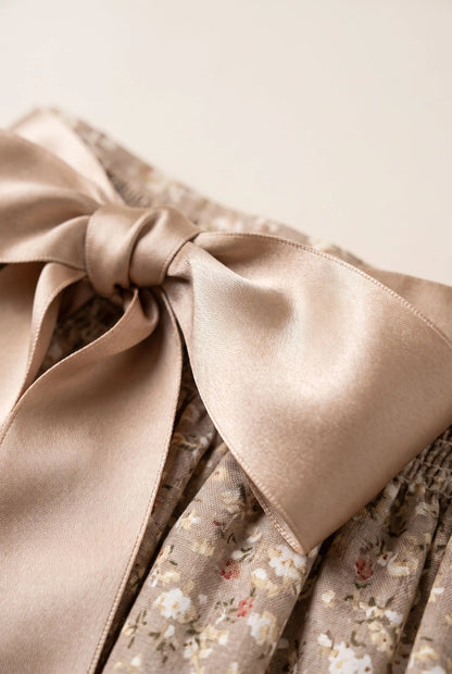 WiesnStyle | Traditionelles Dirndl Mit Schürze