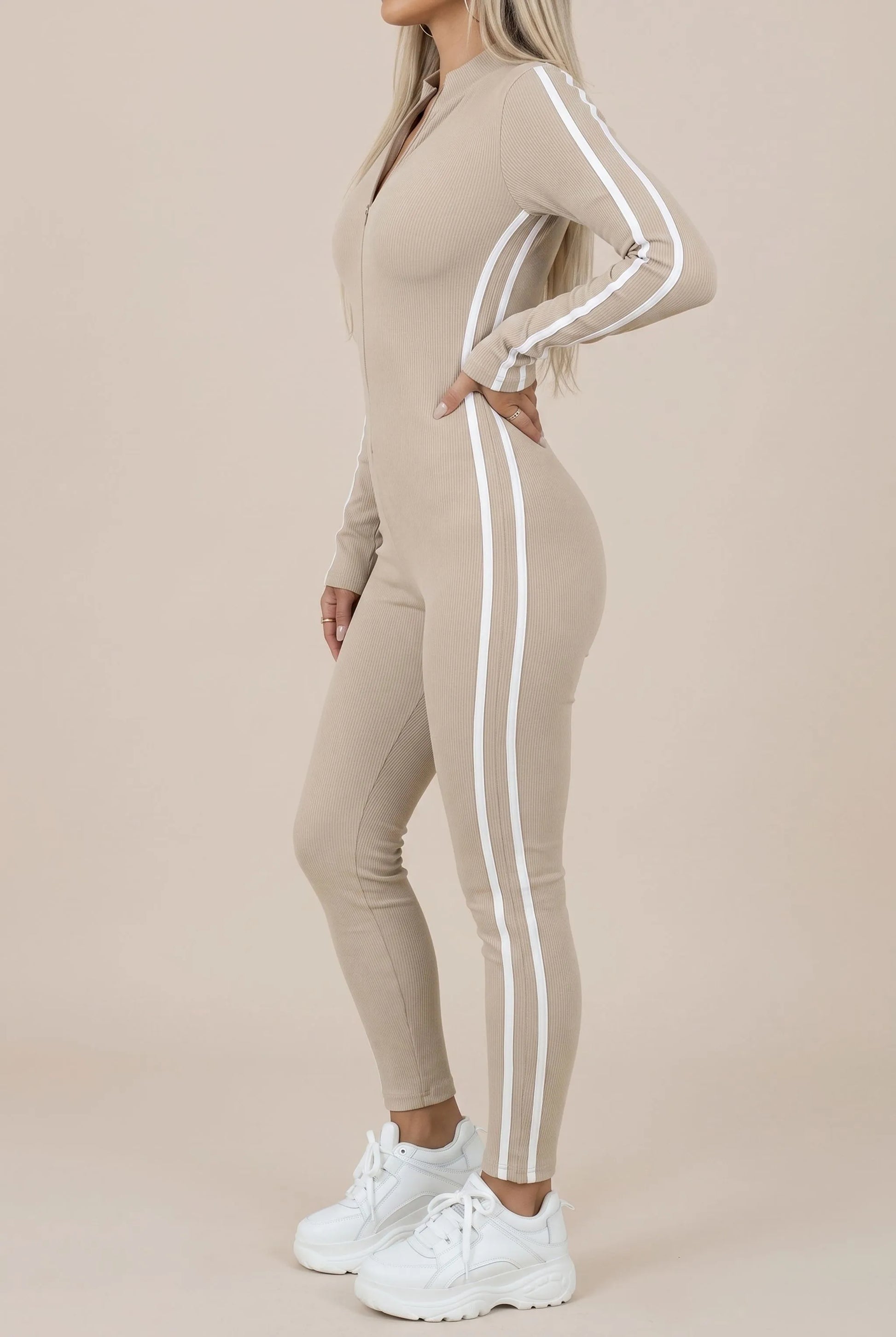 Zipline | Figurbetonter Gerippter Jumpsuit