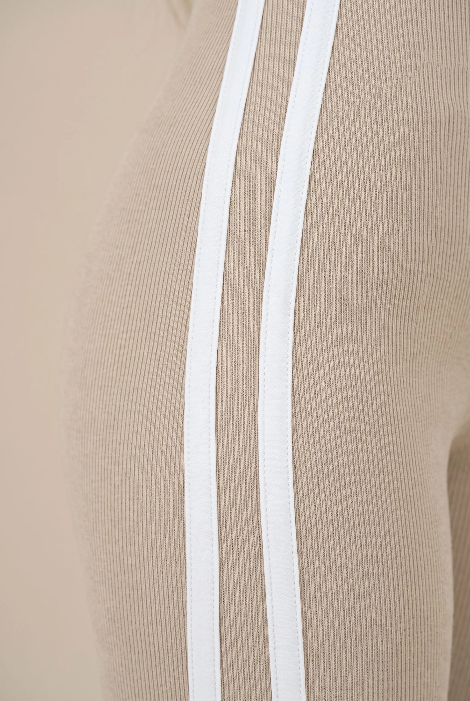 Zipline | Figurbetonter Gerippter Jumpsuit